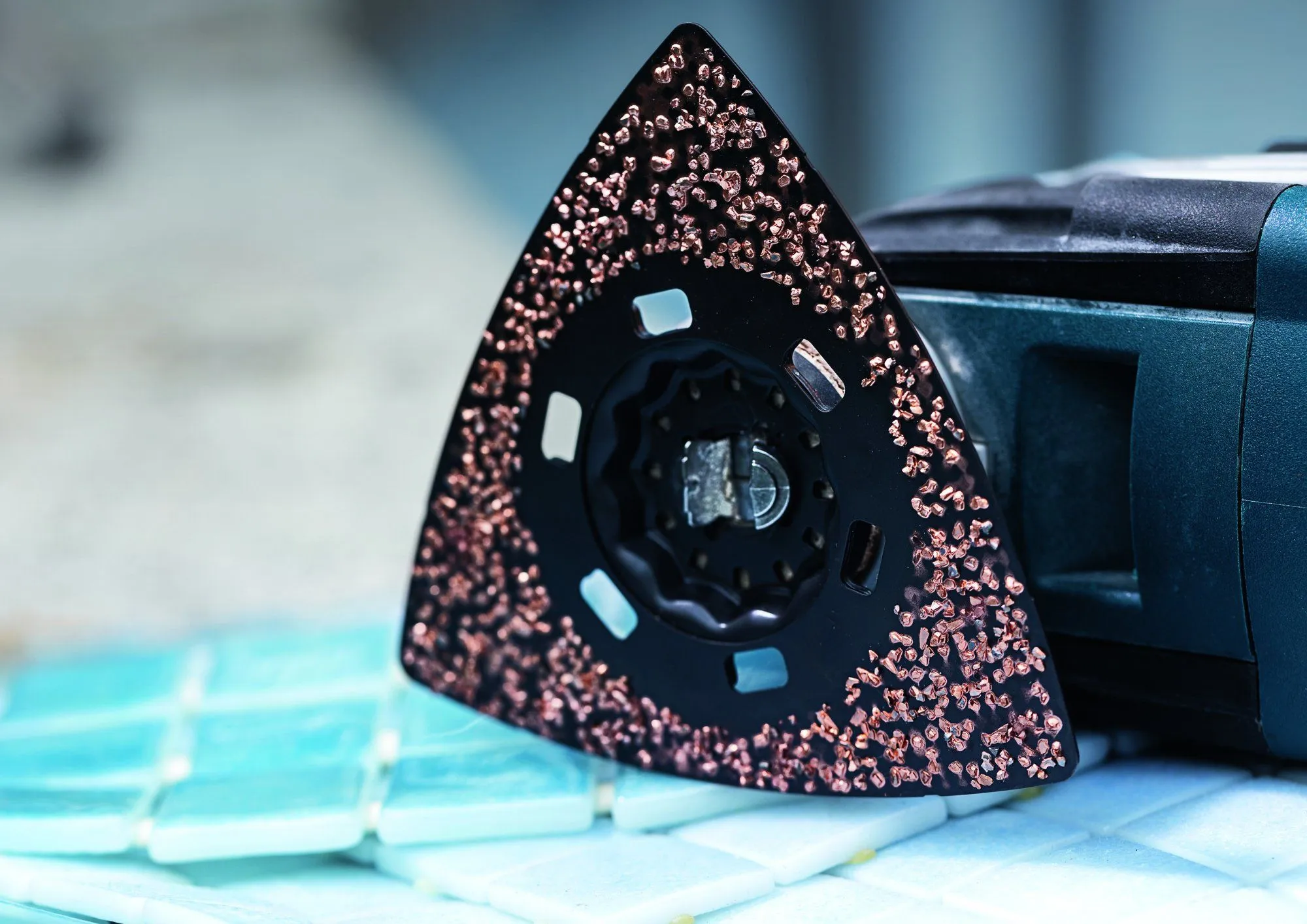 Bosch 2608900045 EXPERT Starlock Carbide Schuurplateau Multimaterial AVZ90RT2 8 Bosch 2608900045 EXPERT Starlock Carbide Schuurplateau Multimaterial AVZ90RT2 - Afbeelding 8